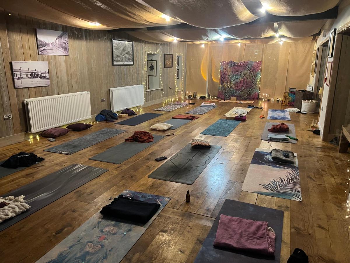 The Old Flax Mill Yoga Retreat Villa Coleraine Eksteriør bilde