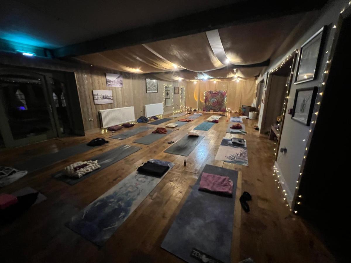 The Old Flax Mill Yoga Retreat Villa Coleraine Eksteriør bilde